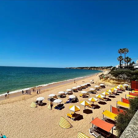 Vista Mar A Menos De 50m Da Praia. Armação de Pêra