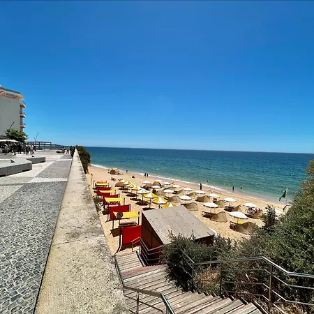 Apartment Vista Mar A Menos De 50m Da Praia.